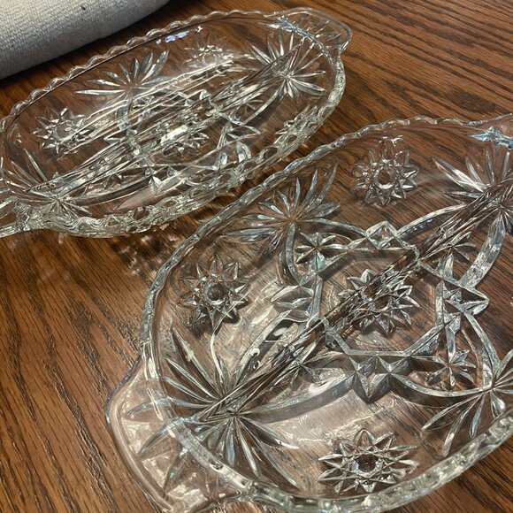 Set of 2 Identical Depression Cut Glass Divided Relish Trays Clear Oval Star - Picture 2 of 14